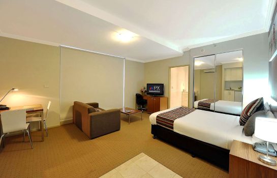 Zimmer APX Darling Harbour