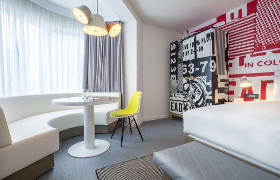Einzelzimmer Komfort Radisson Red Hotel Brussels