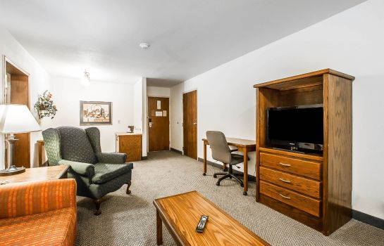 Zimmer Quality Inn and Suites North