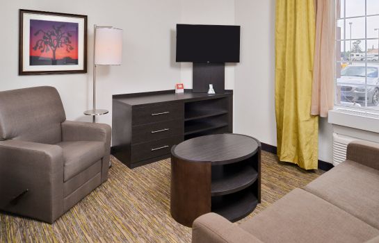 Zimmer Candlewood Suites BEAUMONT