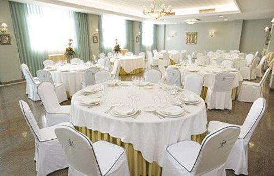 Hotel Lasa Sport In Valladolid Hotel De