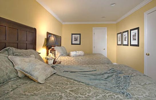 Sea Breeze Inn Cottages Pacific Grove Great Prices At Hotel Info