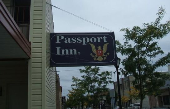Widok zewnętrzny Passport Inn 3rd Street