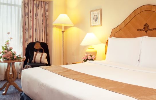 Single room (superior) Waterfront Cebu Hotel & Casino