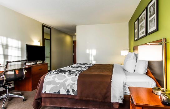 Zimmer Sleep Inn and Suites Pleasant Hill - Des