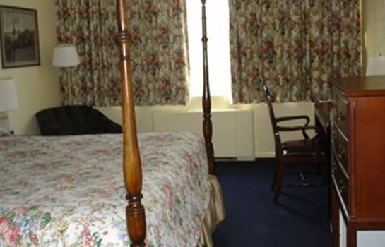 Zimmer Red Carpet Inn & Suites Albany