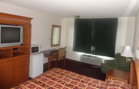 Zimmer Red Roof Inn Channelview
