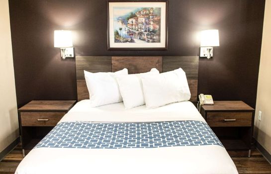 Camera Suburban Extended Stay Hotel Charlotte-B