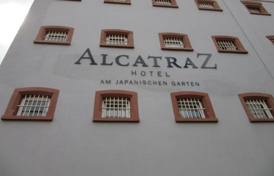 Außenansicht Alcatraz am Japan. Garten