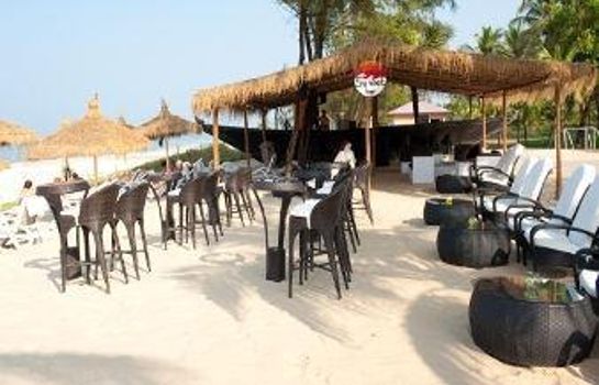 Hotel-Bar RAMADA CARAVELA BEACH RESORT