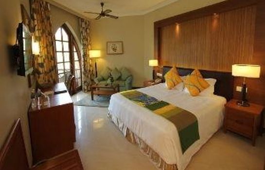 Hotel Ramada Caravela Beach Resort In Velha Goa Hotel De Other goa resorts are silver sands beach resort, 16 degrees north, laguna anjuna, colonia jose menino resort, and my kind of place. hotel ramada caravela beach resort in