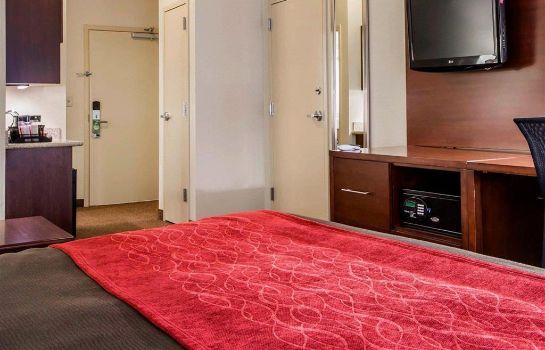 Suite Comfort Inn and Suites adj to Akwesasne