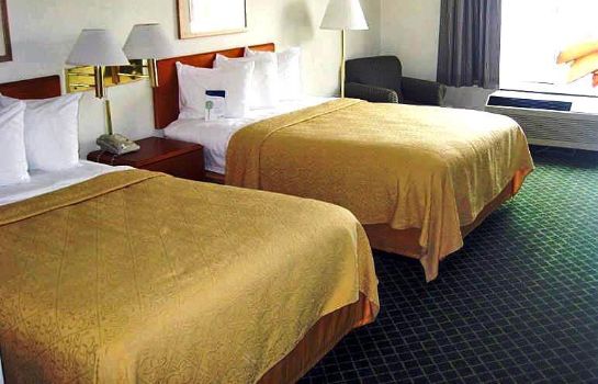 Room Econo Lodge Inn and Suites Johnson City