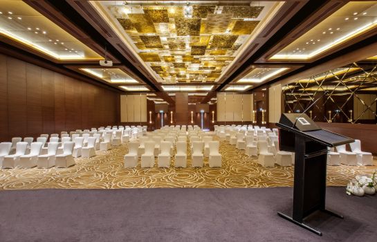 Hotel Crowne Plaza Dubai Festival City Great Prices At Hotel Info
