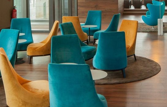 Motel One In Wiesbaden Hotel De