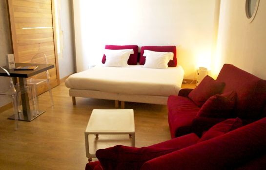 Appart Hotel Odalys Cheval Blanc Nimes Great Prices At Hotel Info
