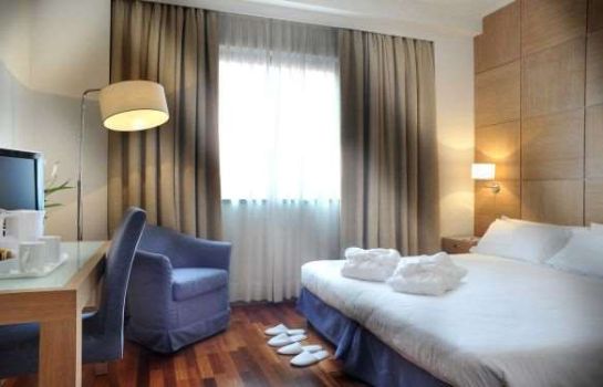 Zimmer IH Hotels Firenze Business