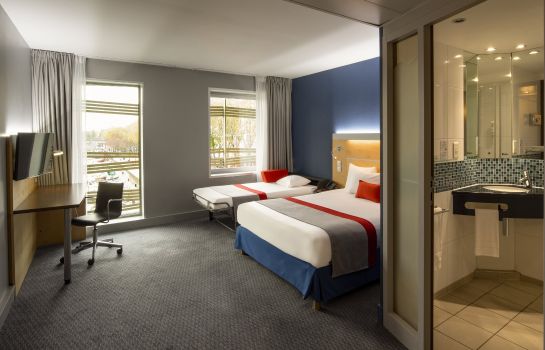 Holiday Inn Express Paris Canal De La Villette Hotel De