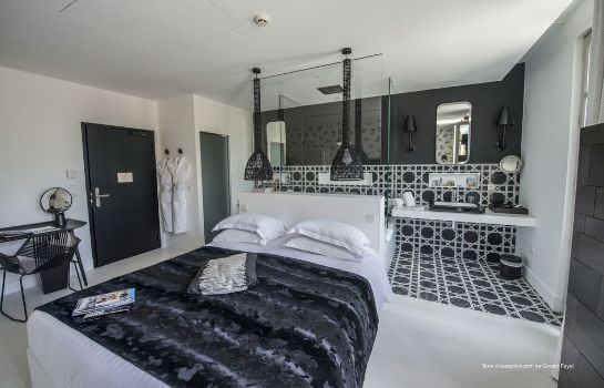 Le Couvent Des Minimes Hotel Spa In Mane Hotel De