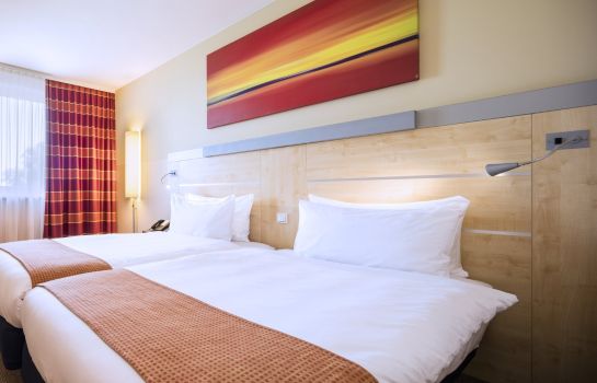 Holiday Inn Express Munich Airport In Oberding Hotel De