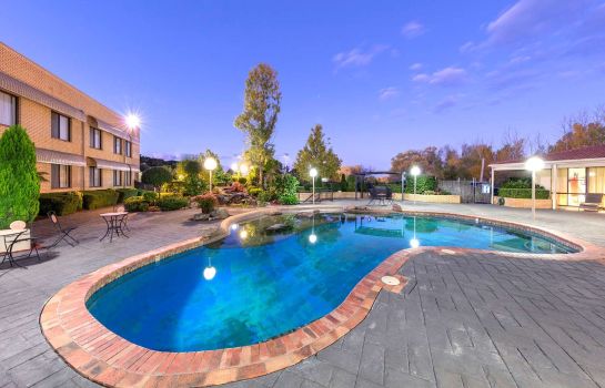 Garden City Hotel In Canberra Hotel De