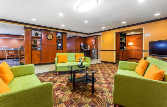 Hotelhalle Econo Lodge Inn and Suites Airport