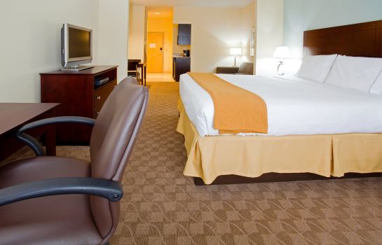 Suite Holiday Inn Express & Suites GREENSBORO-EAST