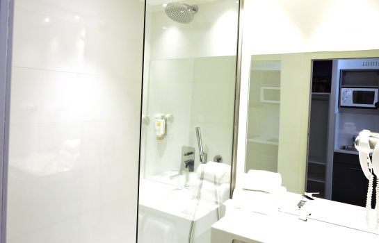 Victoria Garden Appart Hotel Bordeaux Great Prices At Hotel Info