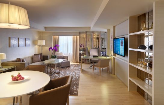 Suite One World Hotel