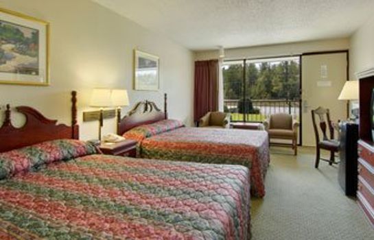 Room Econo Lodge Inn and Suites Conference Ce