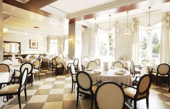 Restaurante PortAventura Hotel Lucy's Mansion - Park Tickets Included