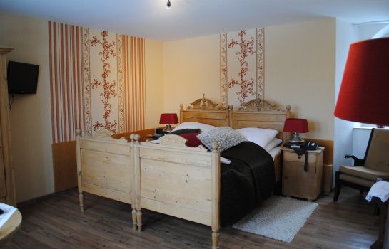 Hotel Burg Abenberg Great Prices At Hotel Info