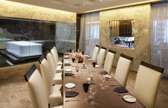 Restaurant Bonnington Jumeirah Lakes Towers