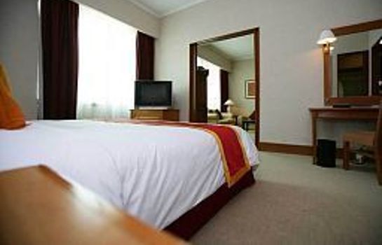Suite Menara Peninsula Hotel Jakarta
