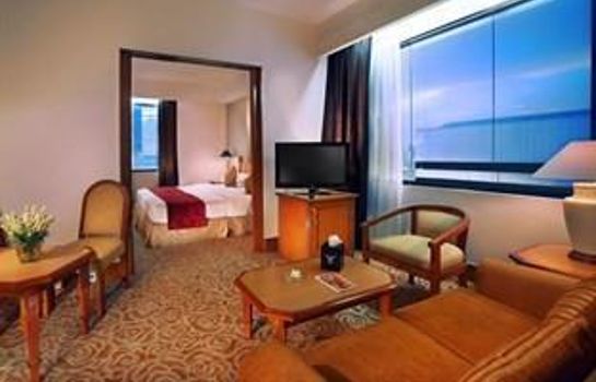 Room Menara Peninsula Hotel Jakarta
