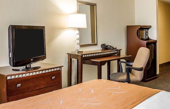 Hotel Comfort Suites Southington Cheshire Great Prices At