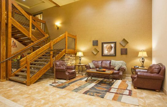 Hotelhalle Holiday Inn Express & Suites CUSTER
