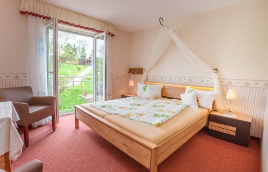 Hotel Krebs Landgasthaus in Mehren – HOTEL DE