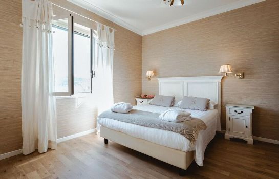 Hotel La Culla Del Lago Castel Gandolfo Great Prices At Hotel Info