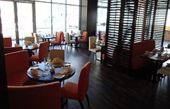 Lotus Hotel Apartments And Spa Marina In Dubai Hotel De