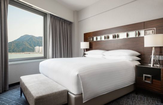 Suite Hong Kong SkyCity Marriott Hotel