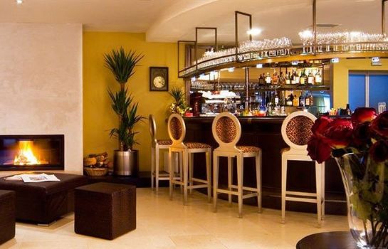 Hotel-Bar Villa Tirol