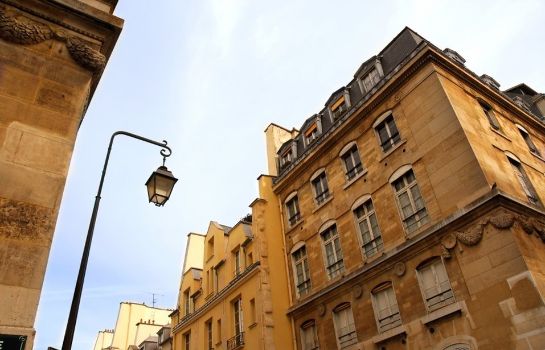 166 Rue Du Faubourg Saint Honoré 75008 Paris Hotel Helzear St Honore Apartments Paris Great Prices At Hotel Info