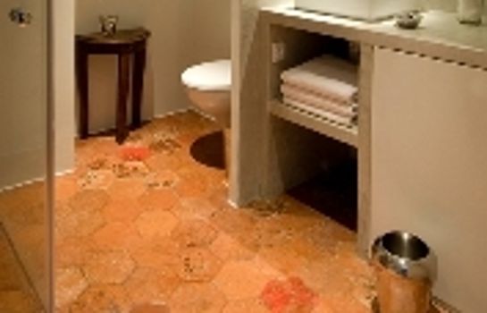 166 Rue Du Faubourg Saint Honoré 75008 Paris Hotel Helzear St Honore Apartments Paris Great Prices At Hotel Info