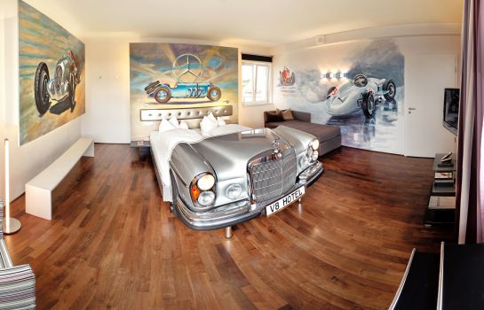 Suite V8 HOTEL Classic Motorworld Region Stuttgart