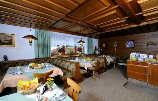Haus Bergfriede Pension In Mayrhofen Great Prices At Hotel Info