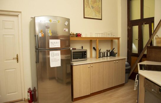 Info Evergreen Budapest Bed & Breakfast and Guest House