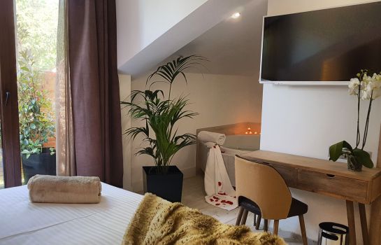 Hotel Cuevas Adults Only Santillana Del Mar Great Prices At Hotel Info Those staying at the hotel can make the most of the property's gardens. hotel cuevas adults only santillana