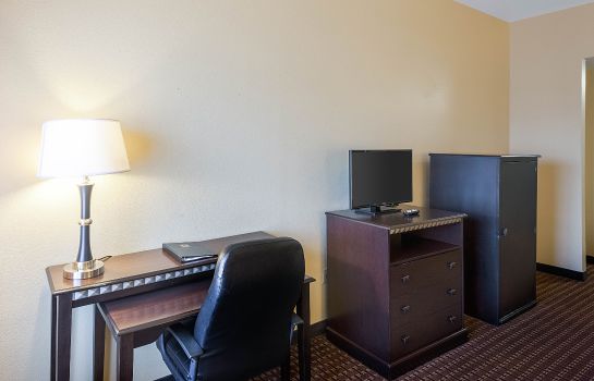 Zimmer Comfort Inn and Suites Regional Medical