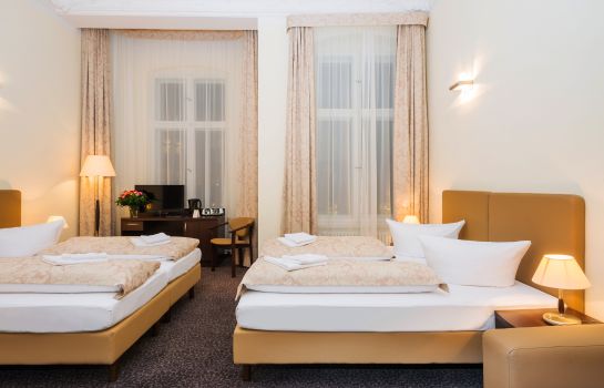 Hotel Upper Room In Berlin Hotel De